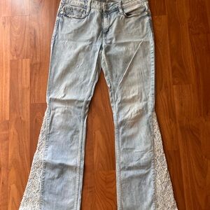 Women's Lace Flare Jeans - Light Blue